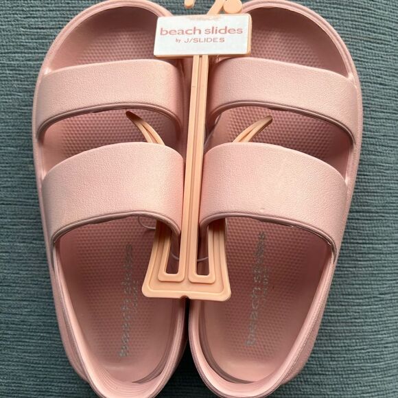 J Slides Beach Slides - Picture 4 of 7